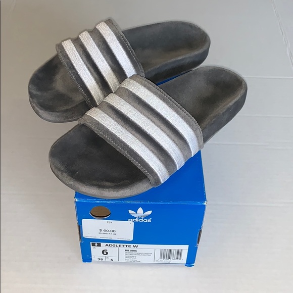 Suede Adidas slides - Picture 5 of 5